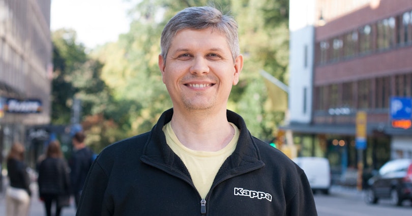 Alexander Leonov nyanställd