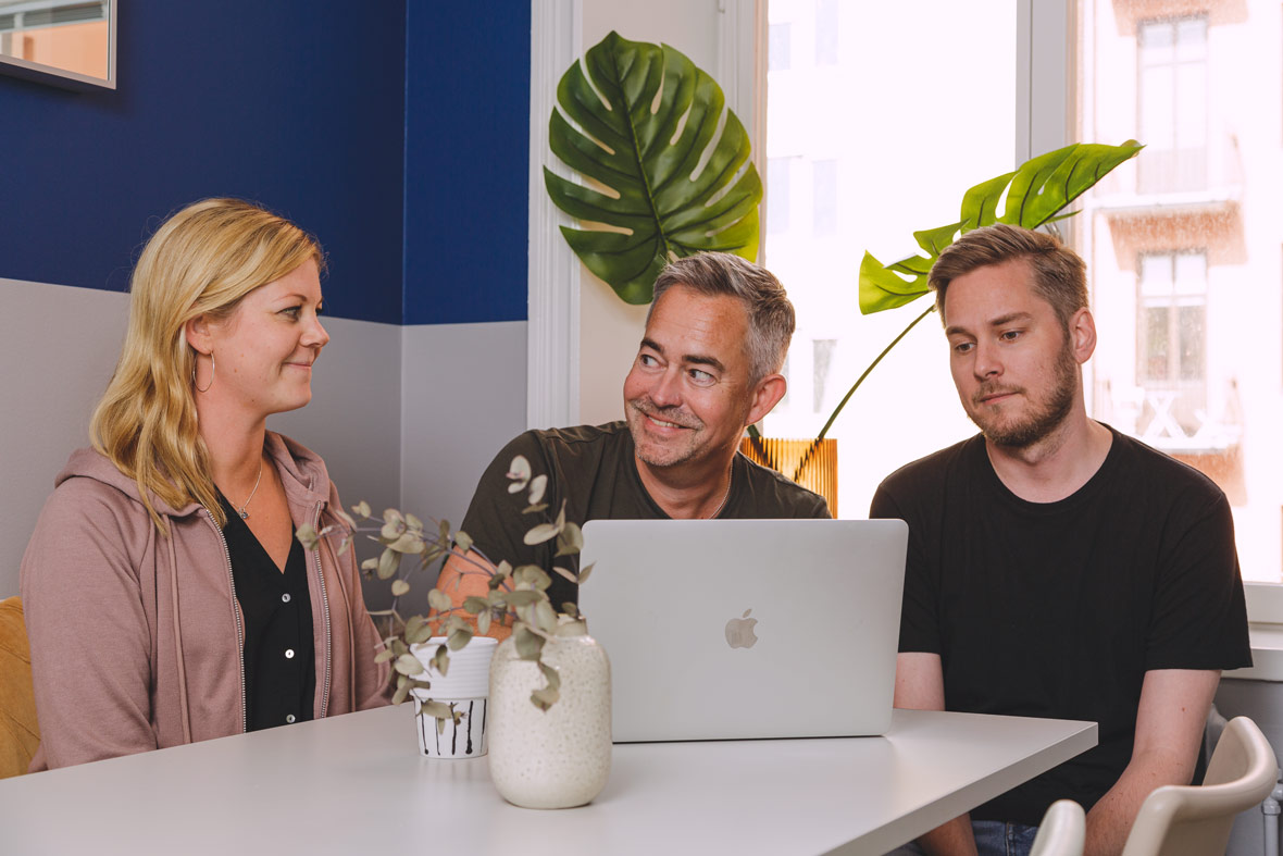 AI - strategi och vägledning. AI skapar affärsnytta